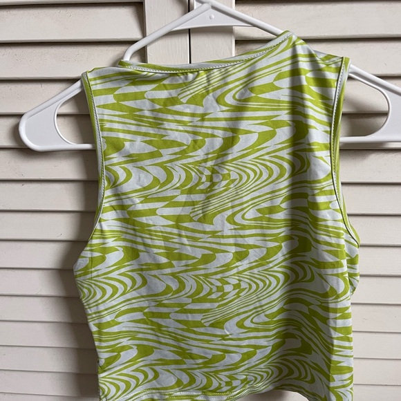 Trippy pattern tank - Picture 4 of 4